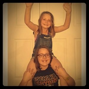 Meet your Posher, Addison